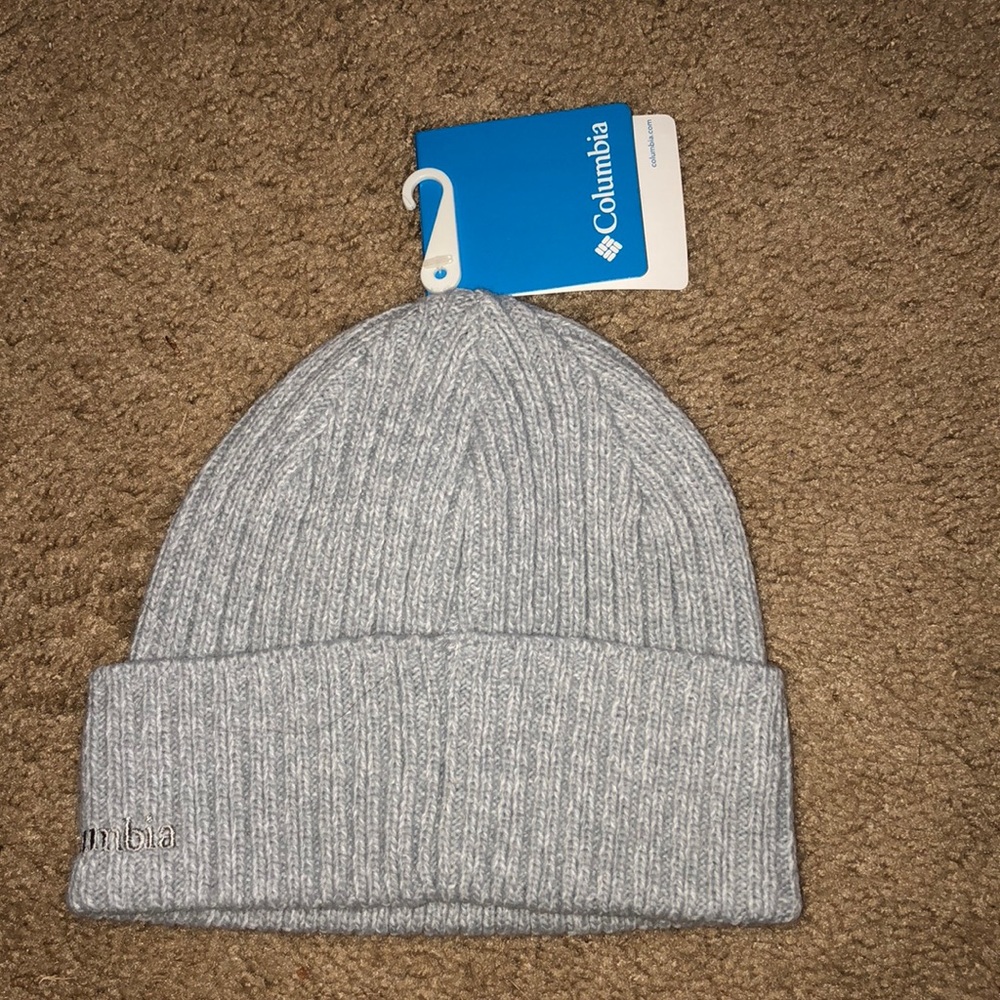 NWT columbia beanie